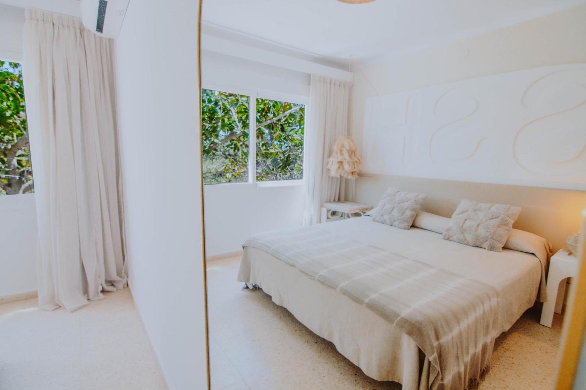 Aparthotel Secret Oasis Ibiza-Only Adults Sant Antoni de Portmany Exterior foto