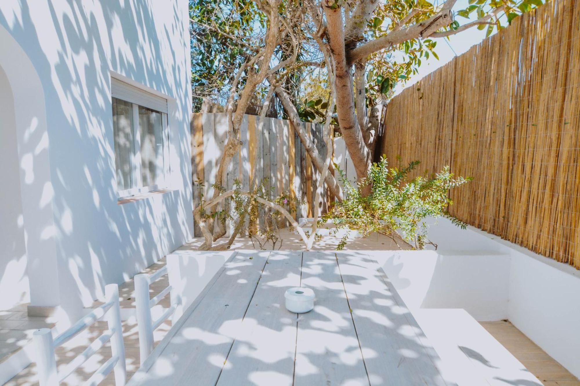 Aparthotel Secret Oasis Ibiza-Only Adults Sant Antoni de Portmany Exterior foto