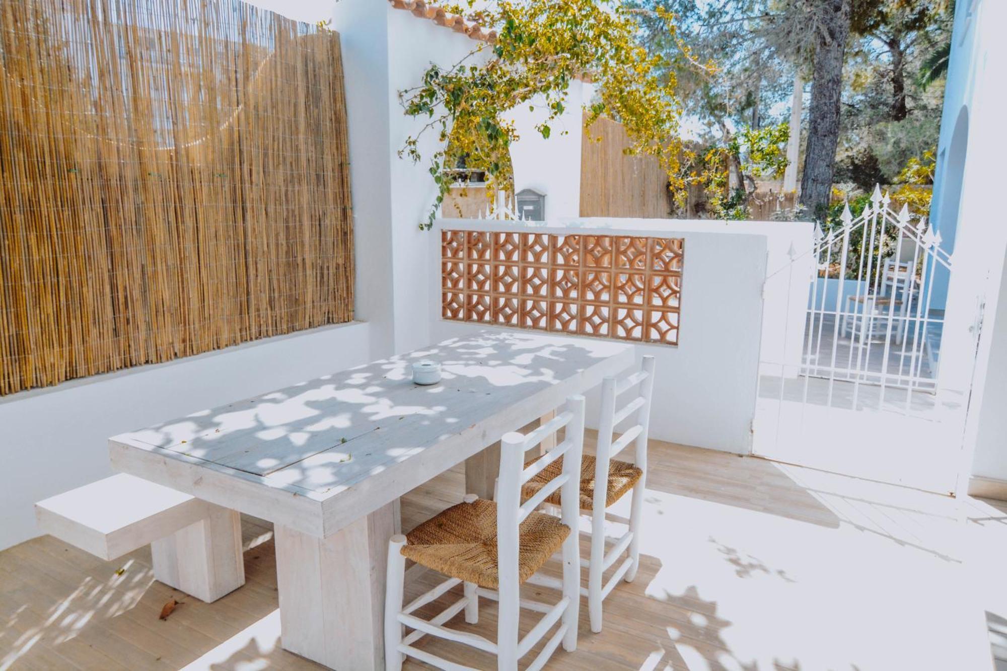 Aparthotel Secret Oasis Ibiza-Only Adults Sant Antoni de Portmany Exterior foto