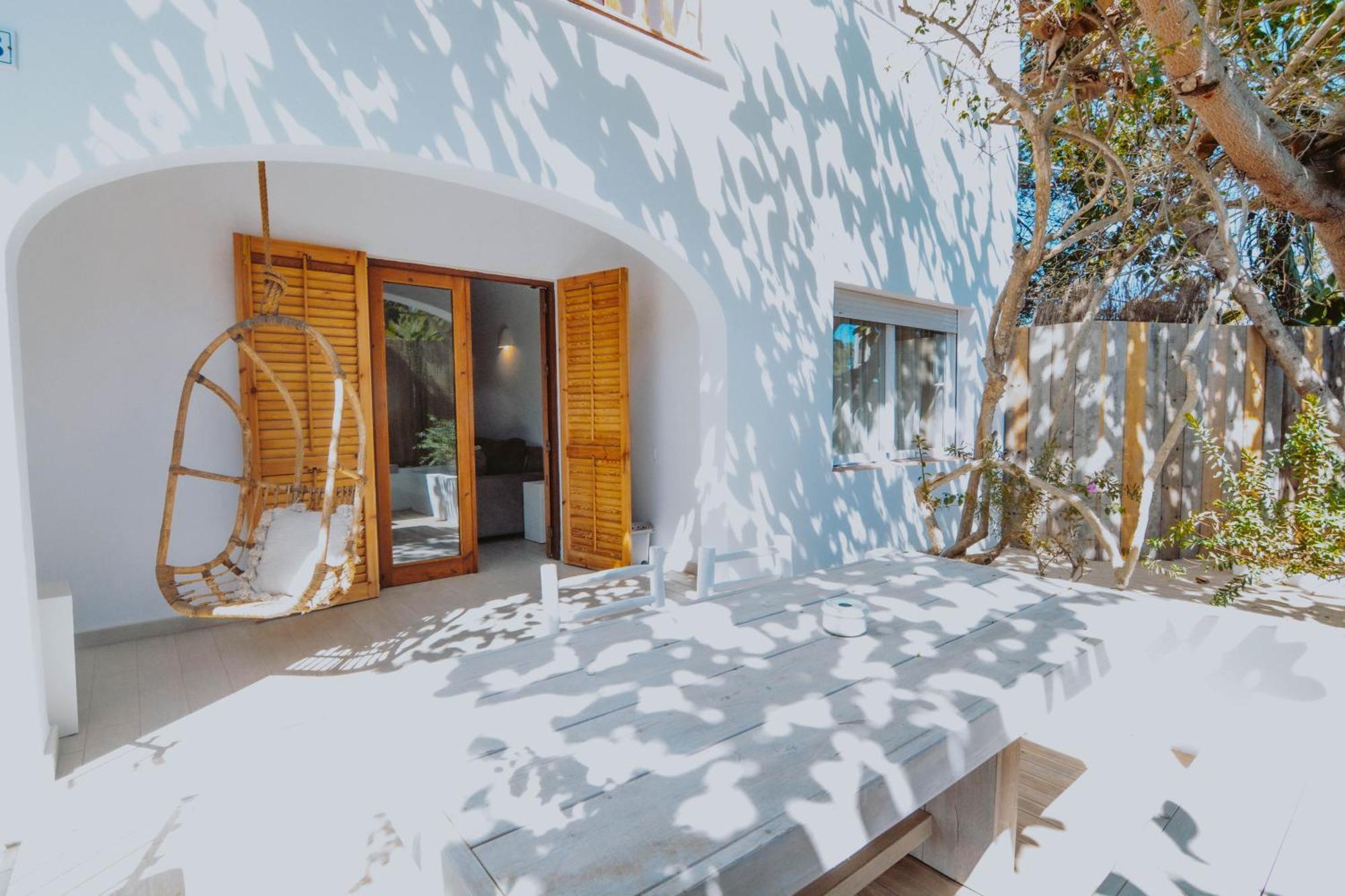 Aparthotel Secret Oasis Ibiza-Only Adults Sant Antoni de Portmany Exterior foto