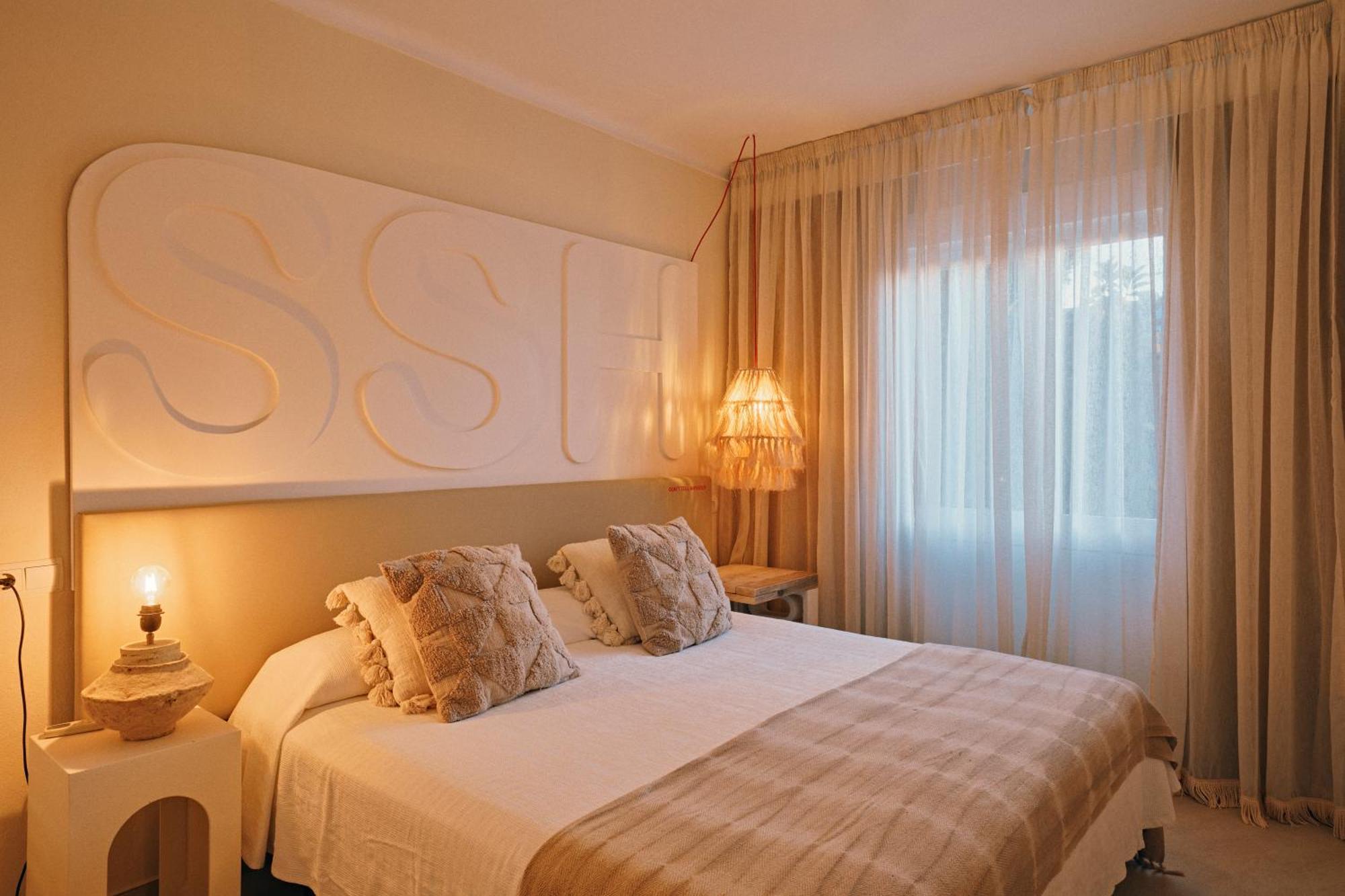 Aparthotel Secret Oasis Ibiza-Only Adults Sant Antoni de Portmany Exterior foto