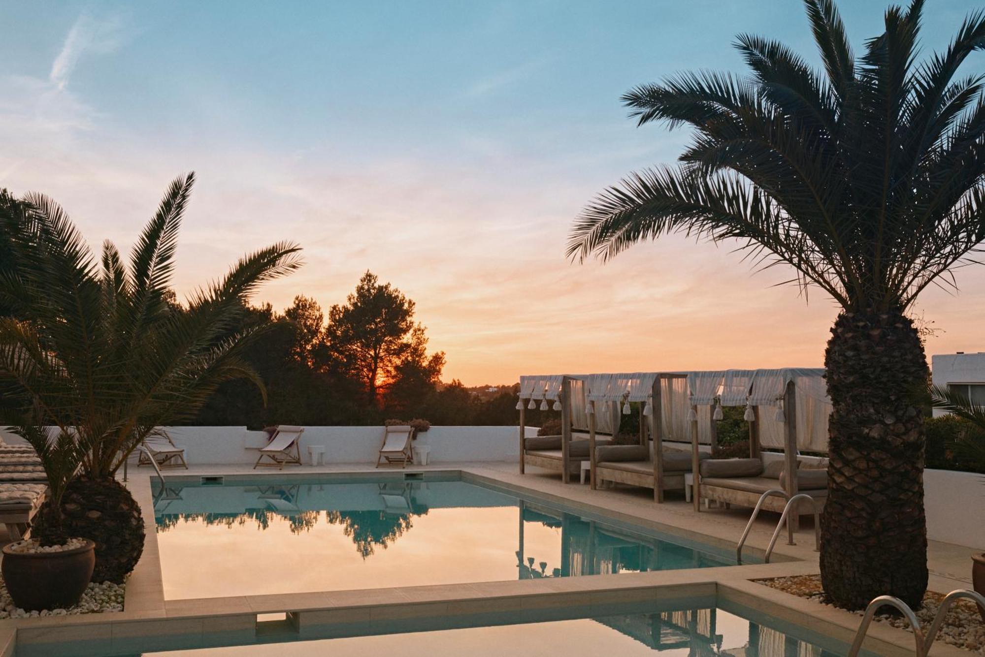 Aparthotel Secret Oasis Ibiza-Only Adults Sant Antoni de Portmany Exterior foto
