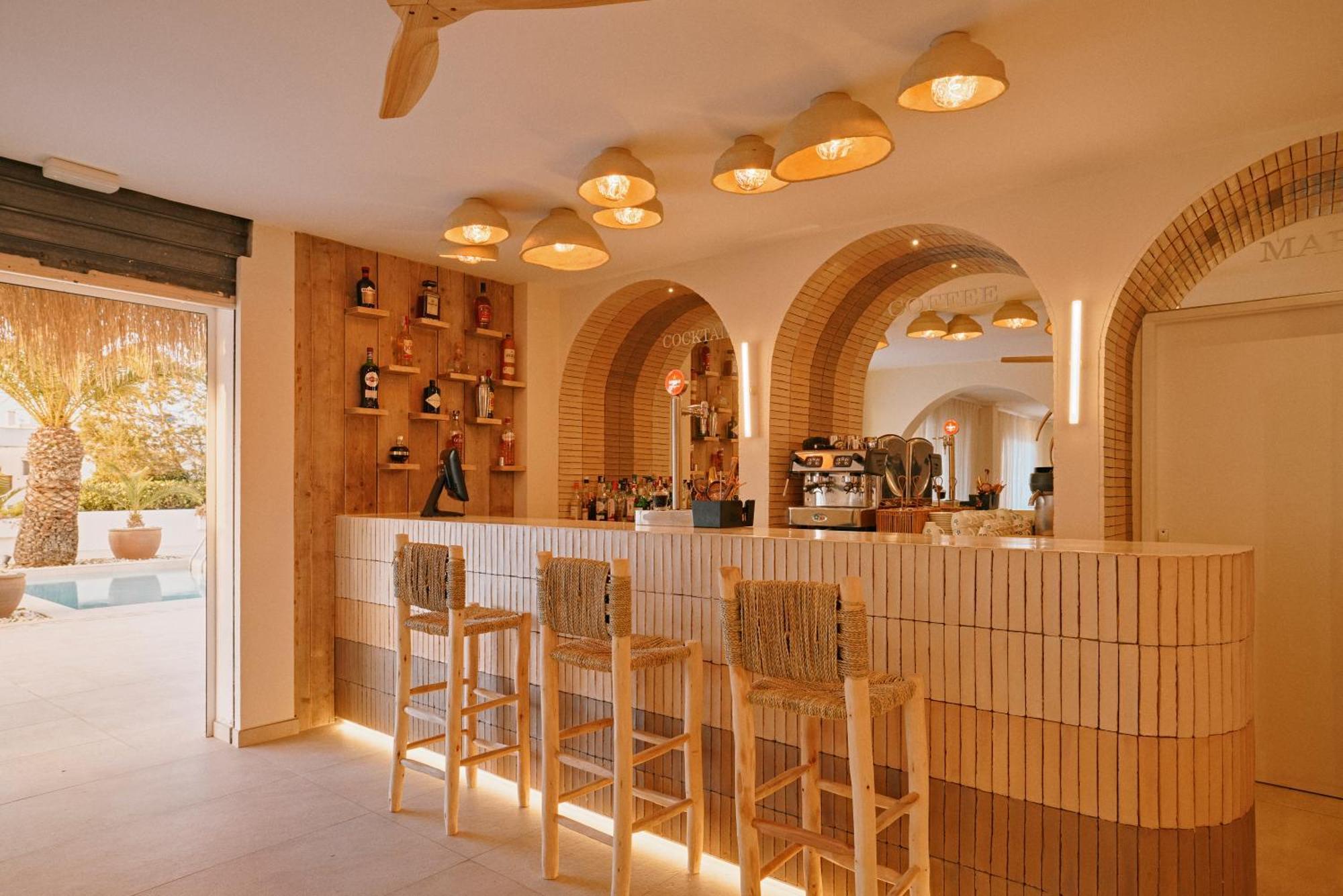 Aparthotel Secret Oasis Ibiza-Only Adults Sant Antoni de Portmany Exterior foto